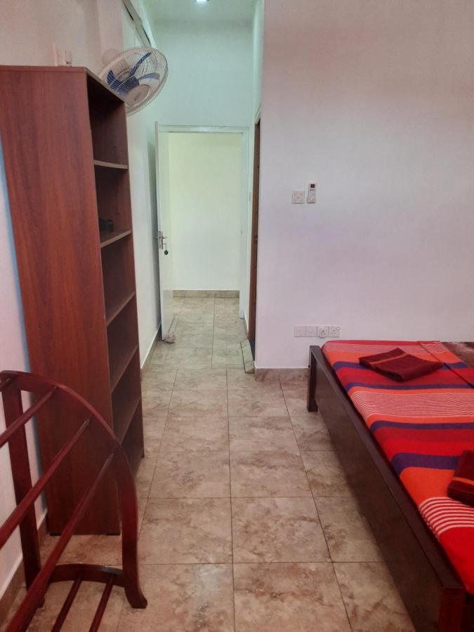White Surfing Beach Resort Unawatuna Εξωτερικό φωτογραφία