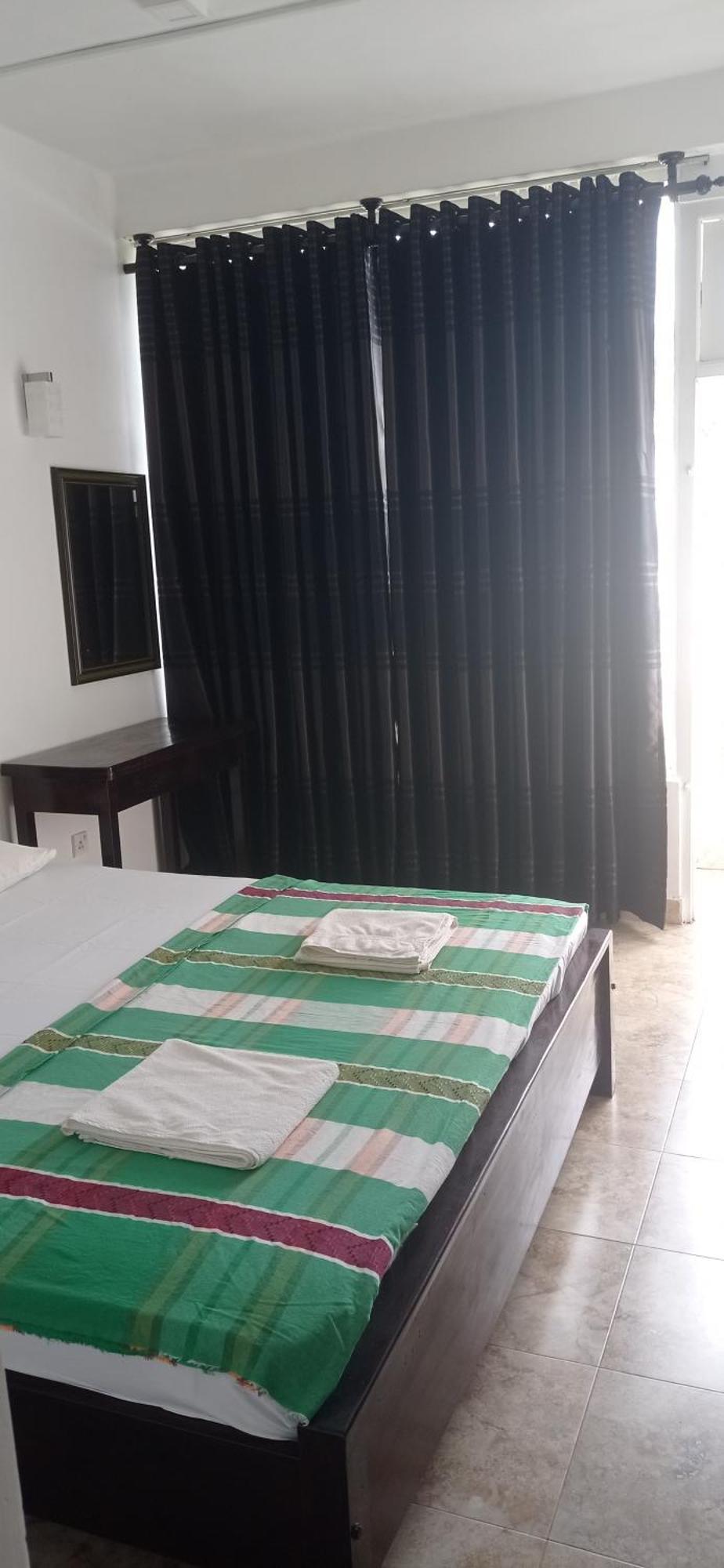 White Surfing Beach Resort Unawatuna Εξωτερικό φωτογραφία